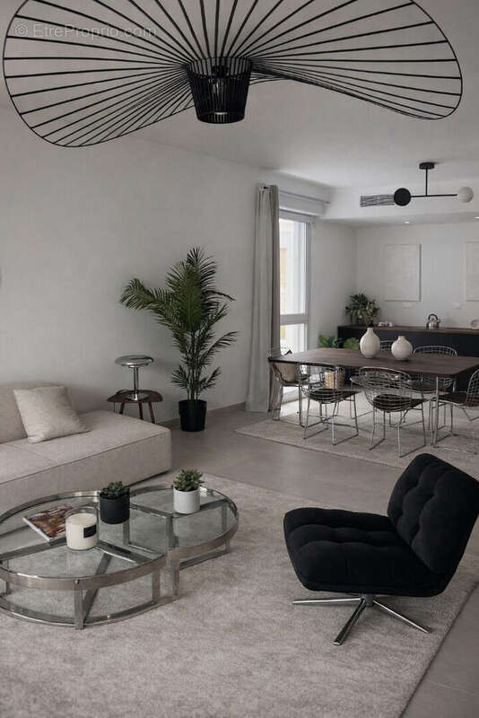 Appartement à SAINT-LAURENT-DU-VAR