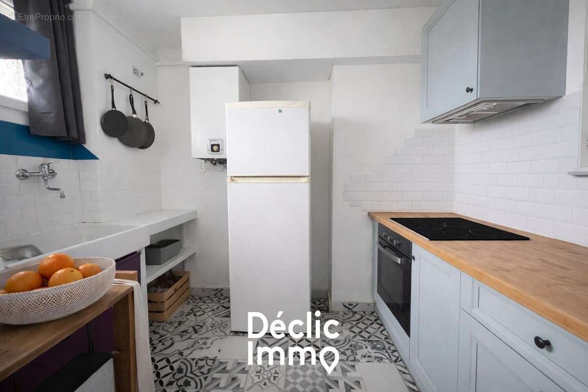 Appartement T2 + cave en rez de chaussée+ parking - photo 3