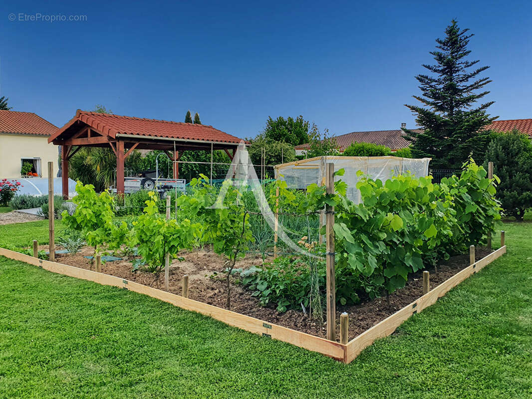 Maison à MONSEMPRON-LIBOS