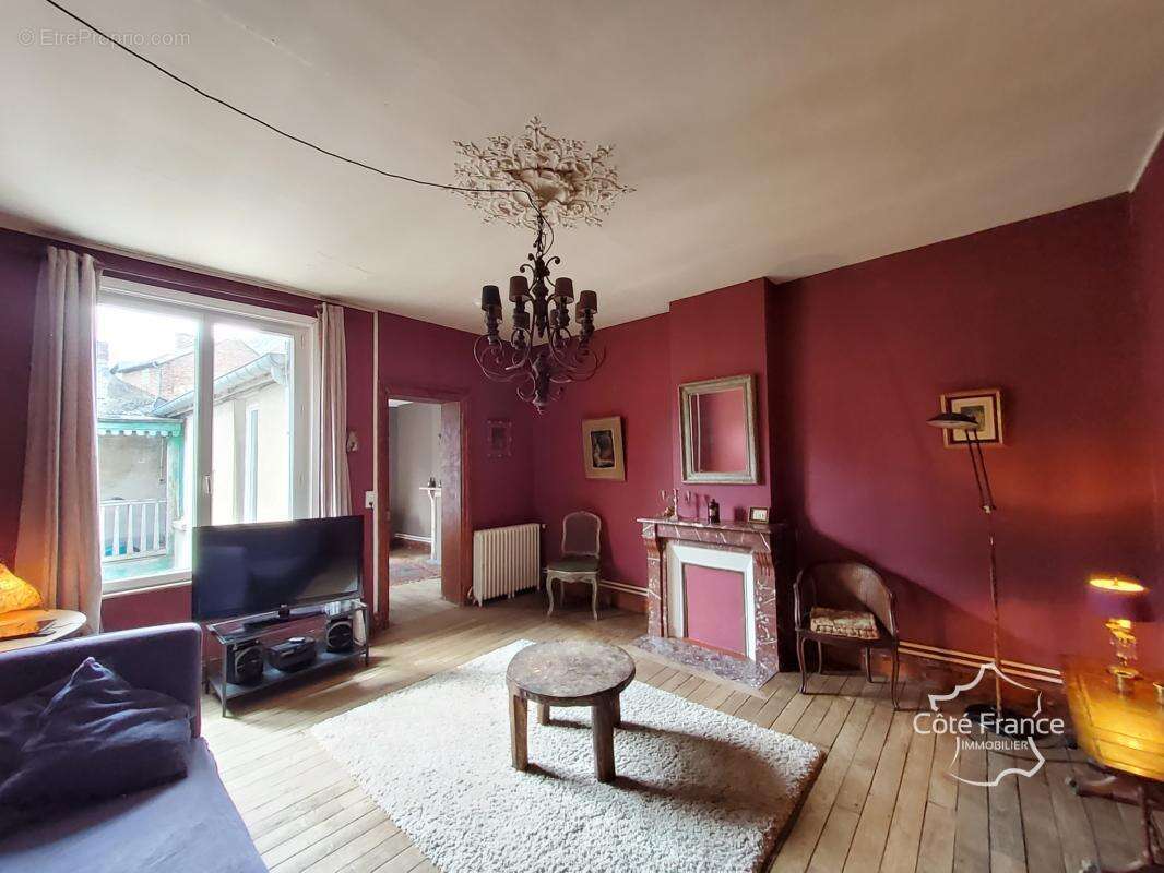 Fumay 08. maison de 168.72 m2, divisible pour faire deux log - photo 2