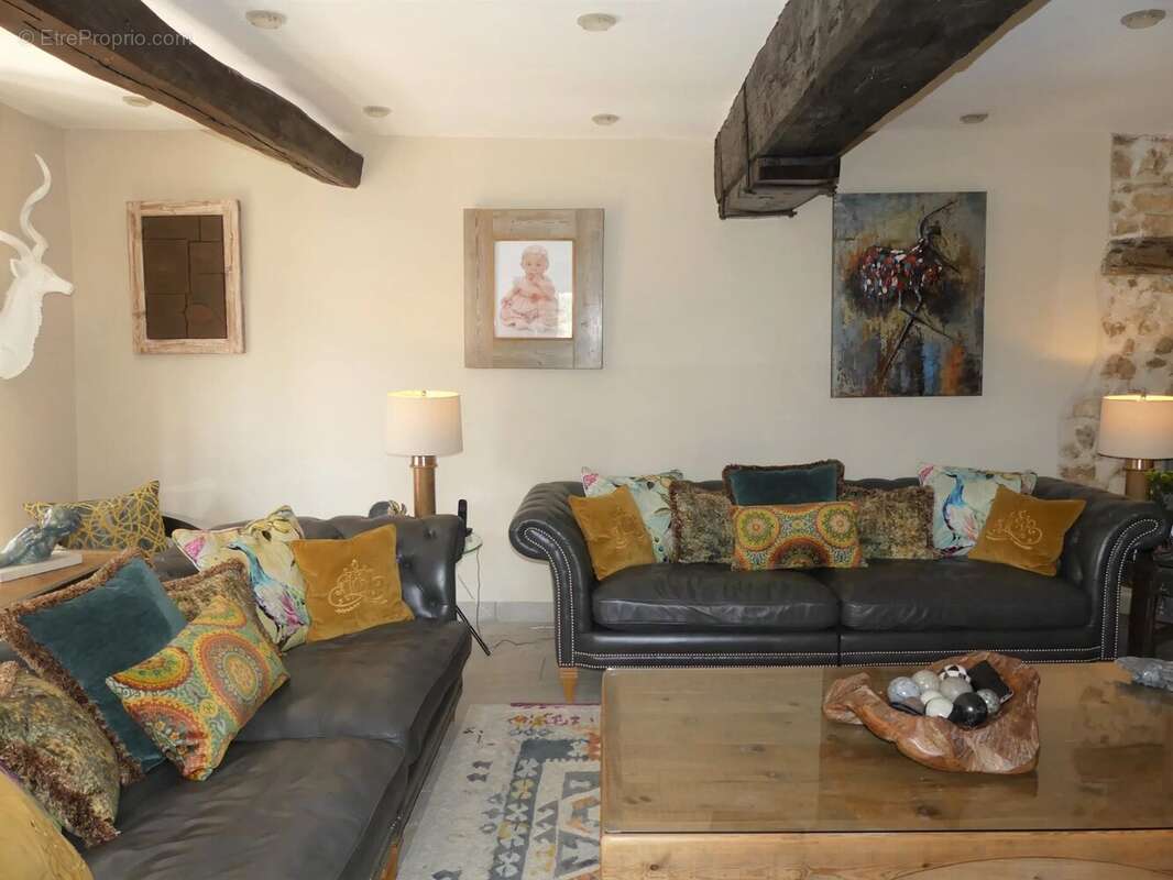 Maison à NANTEUIL-EN-VALLEE