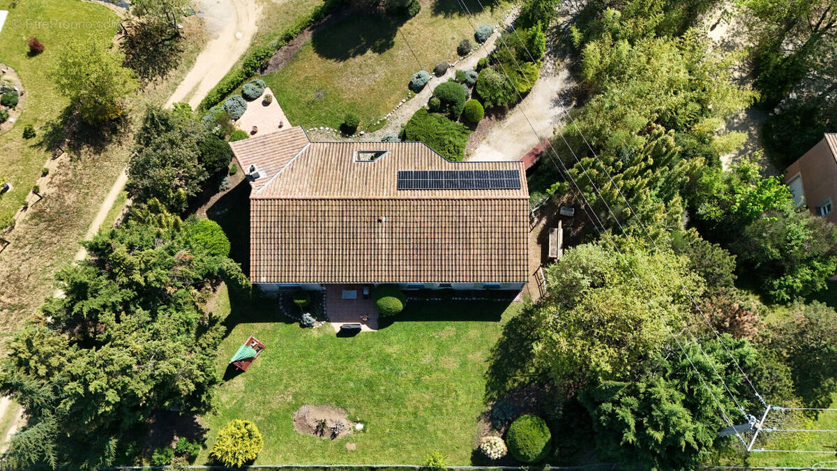 Maison à LEMPS