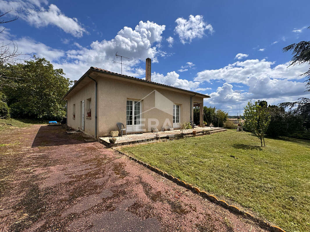 Maison à CHEVANCEAUX