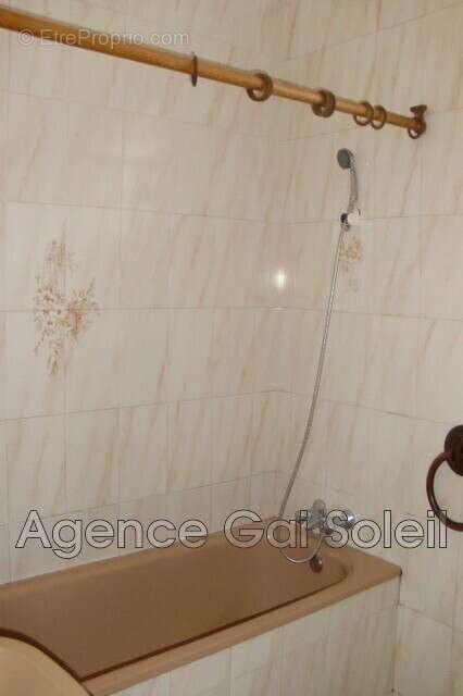 Maison à NISSAN-LEZ-ENSERUNE