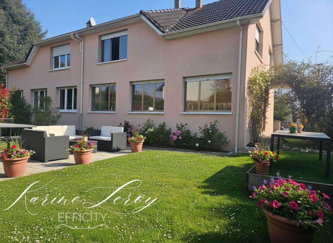 Maison 140 m² à Fosses  - photo 13
