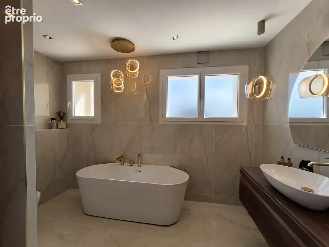 Etoile. maison de famille de 270 m2. renovee en totalite. modulable. parc clos de 5030 m2 - photo 17