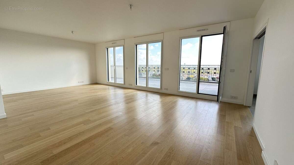 Appartement à SURESNES