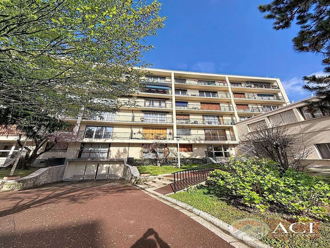 Appartement 3 pièces à Eaubonne, Résidence de standing - photo 10