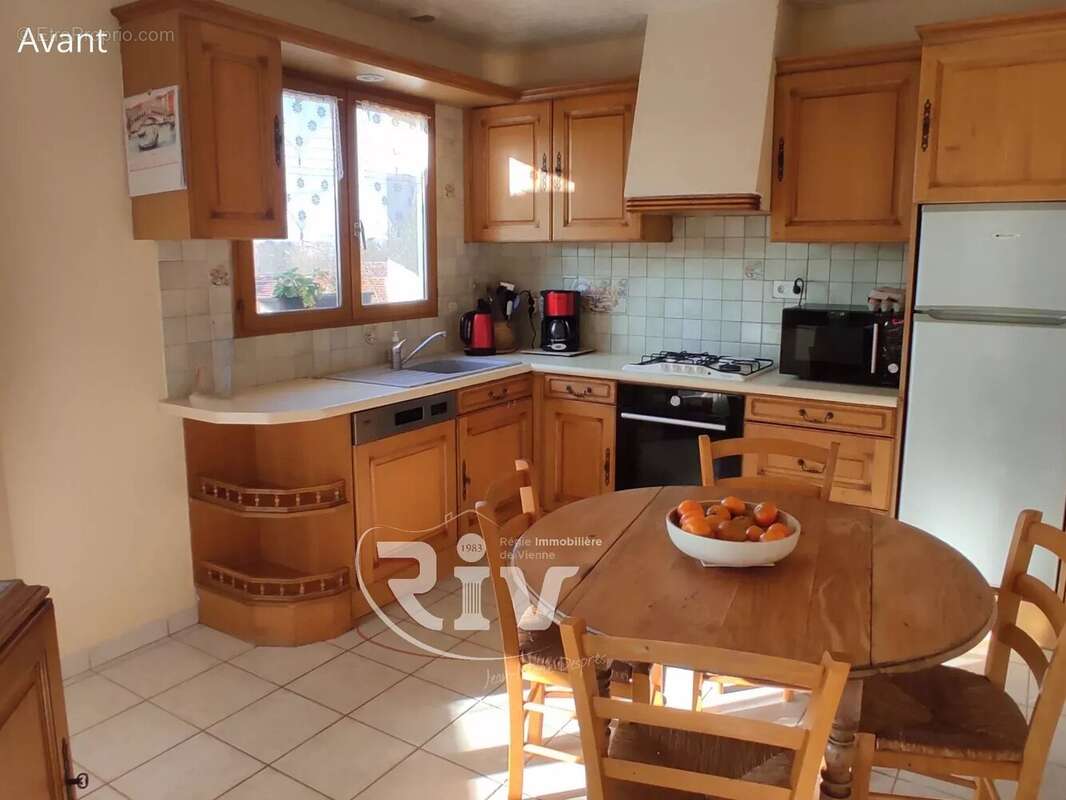 Maison à SAINT-MAURICE-L'EXIL