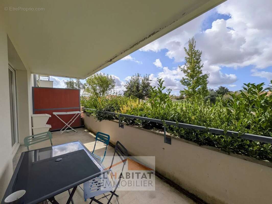 Appartement à FROUZINS