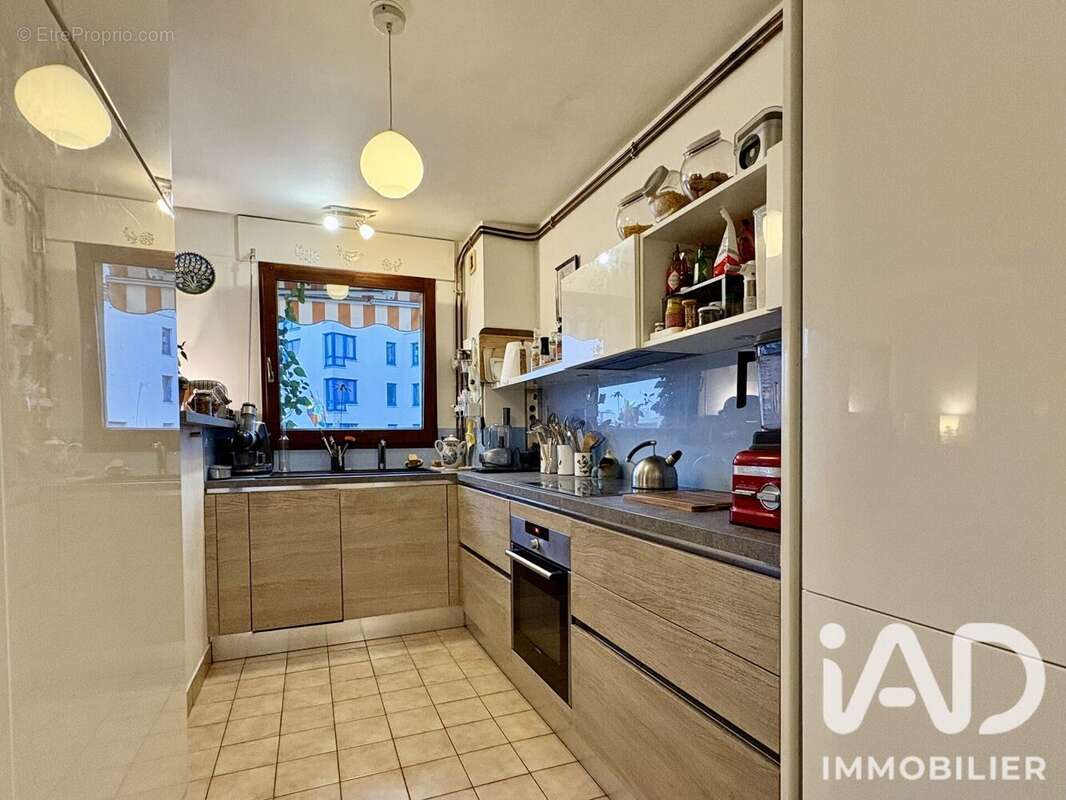 Photo 6 - Appartement à COURBEVOIE