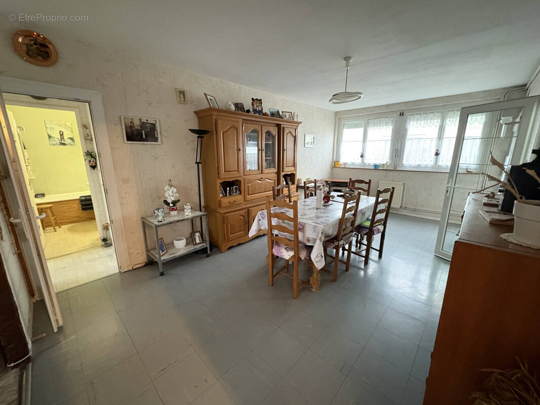 Appartement à CAUDEBEC-LES-ELBEUF