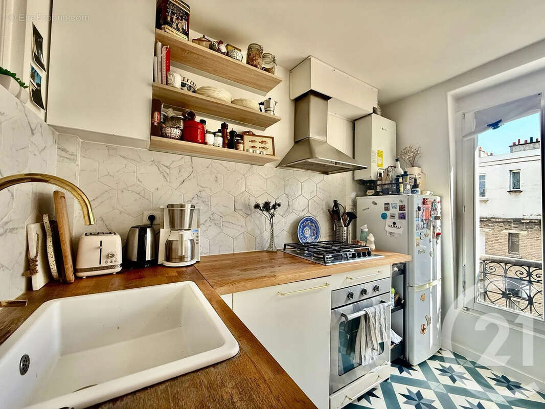 Appartement à PARIS-18E