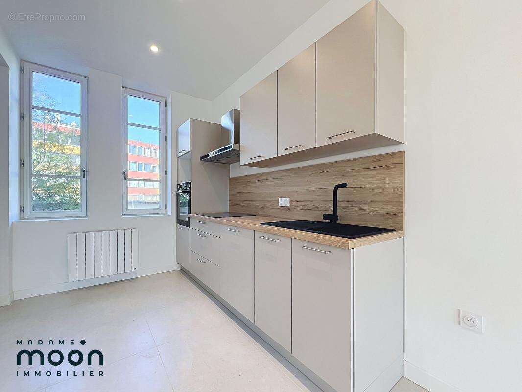 A Vendre - Appartement T3 71m² - Cave - Lyon 7 - photo 5