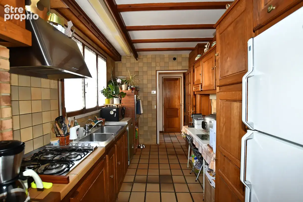 Maison Bois d'Arcy 6 pièces 106 m² hab - 140 m² utiles - 370 m²  de terrain - photo 9