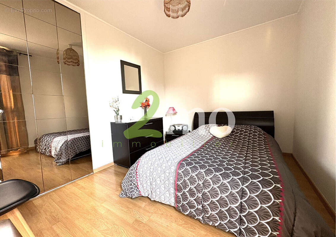 Appartement à THIAIS