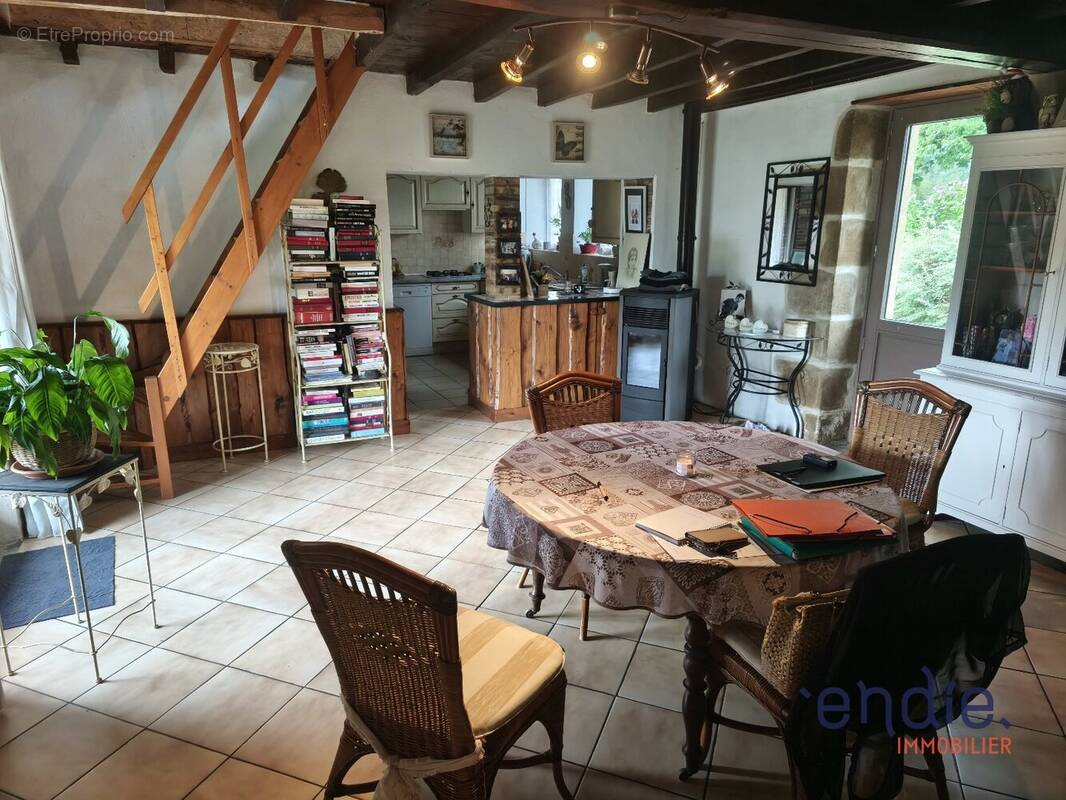 Maison à BUXIERES-LES-MINES