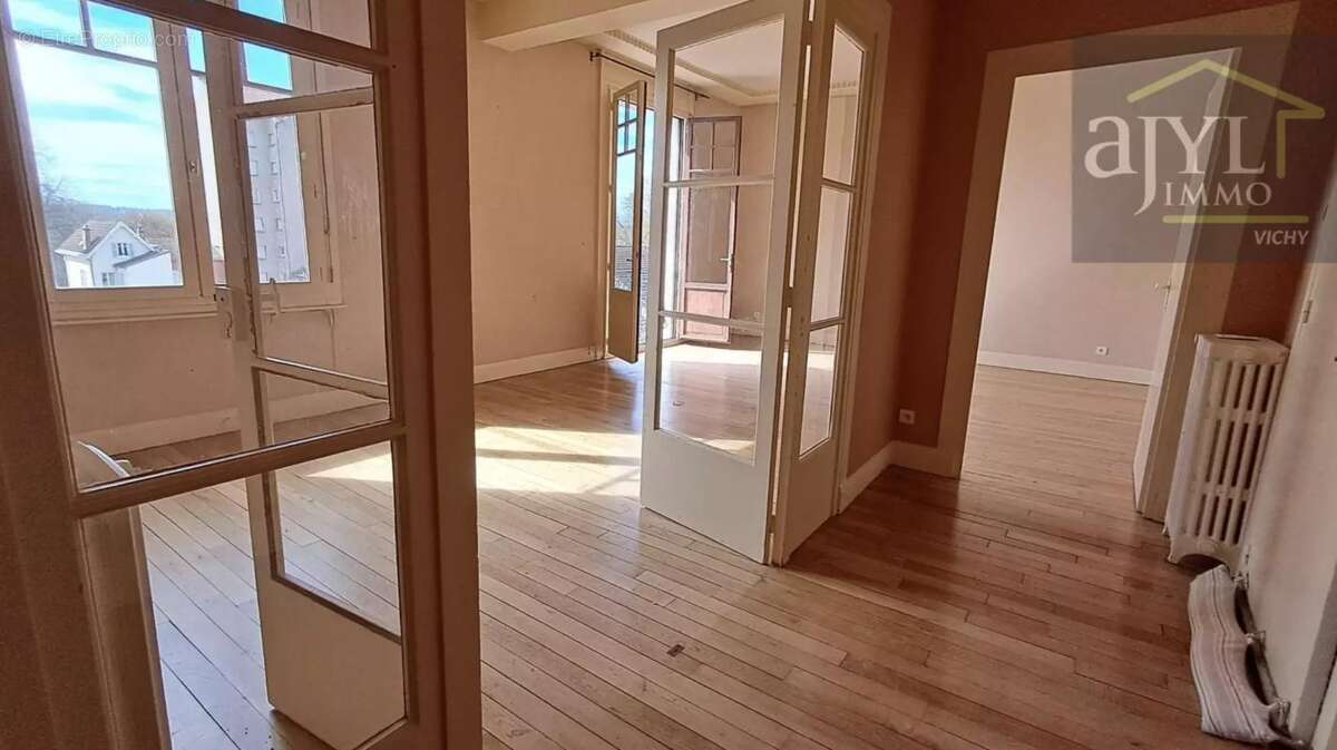 Appartement à VICHY
