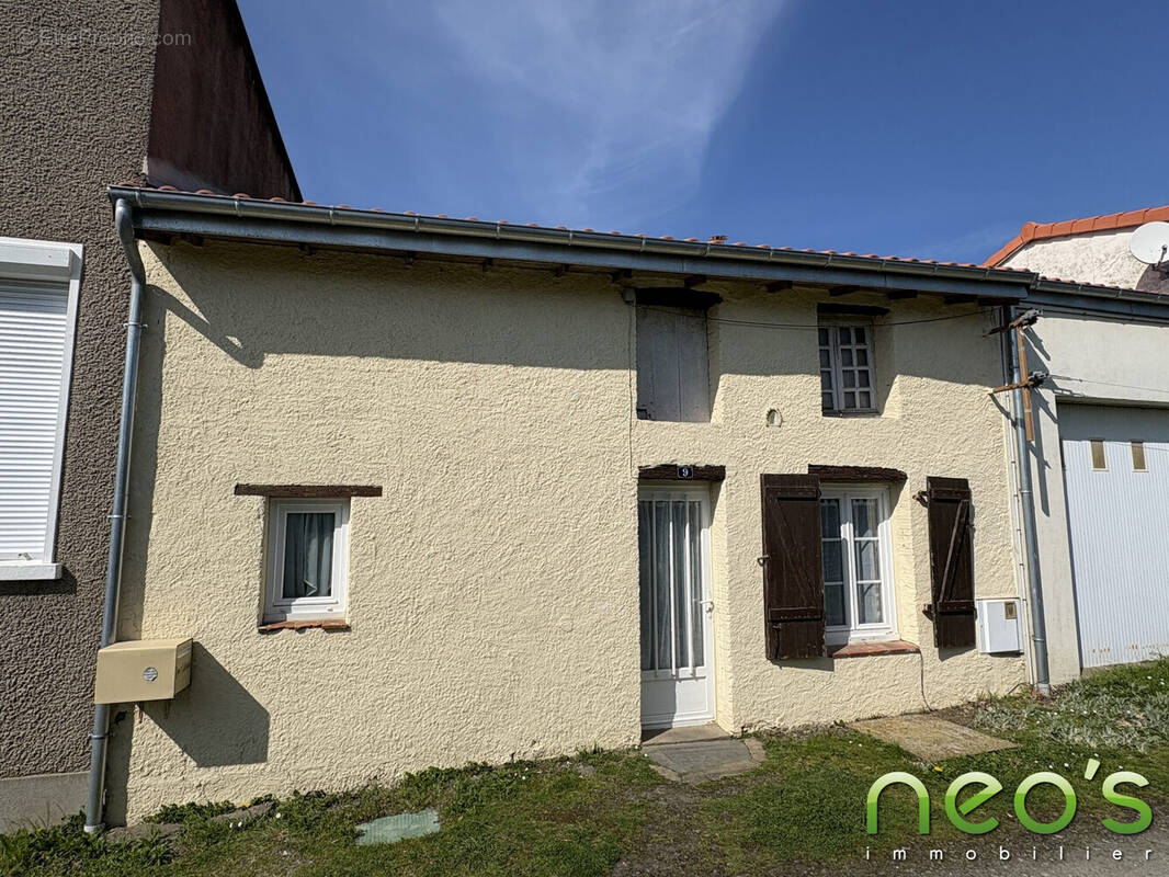 Maison à SAINT-ANDRE-DE-LA-MARCHE