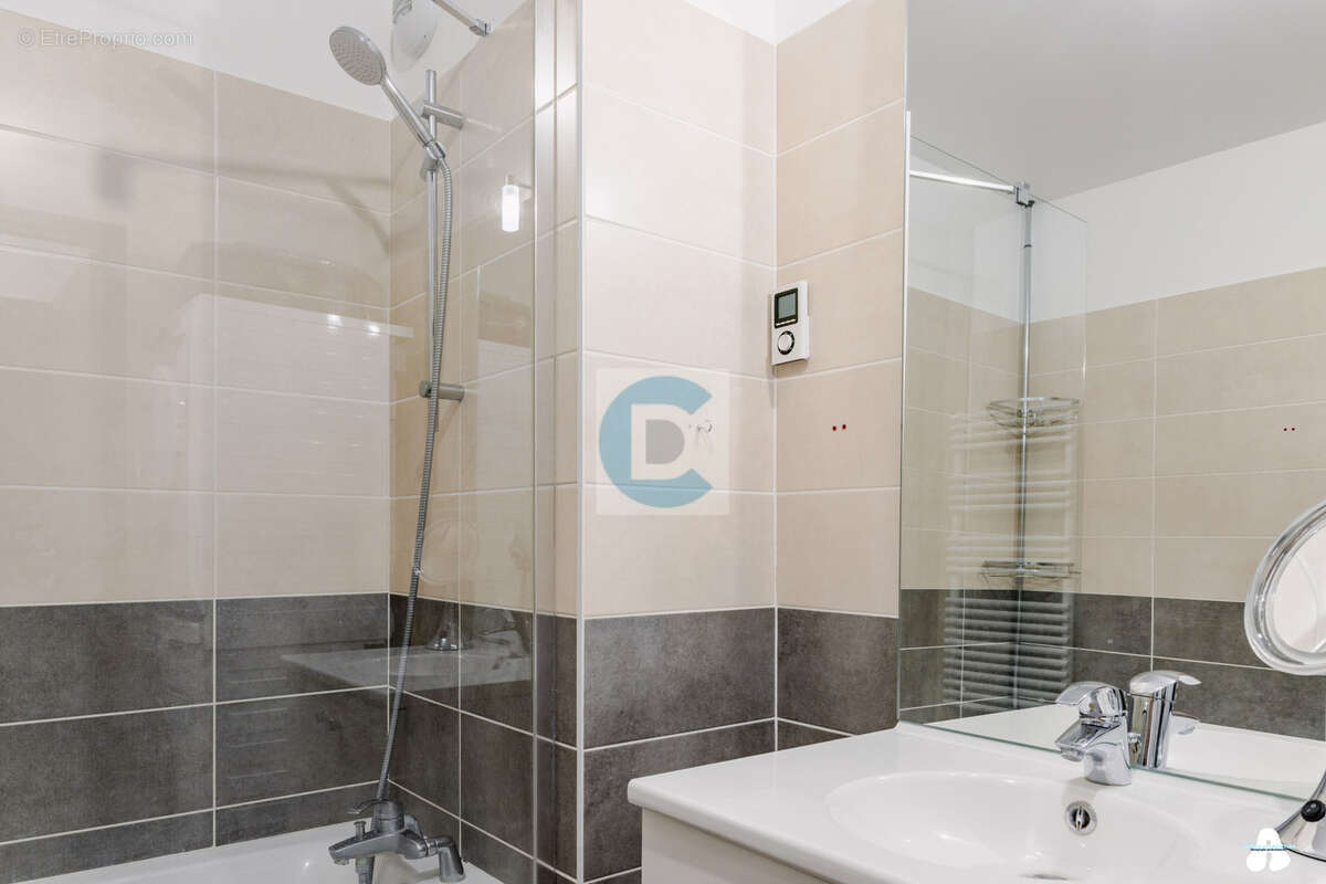 Appartement à ARTHAZ-PONT-NOTRE-DAME