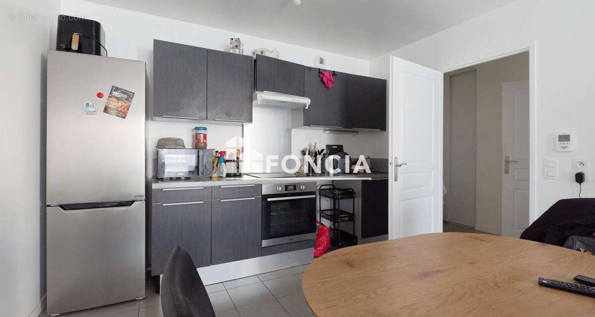 Appartement à SAINT-PIERRE-DU-PERRAY