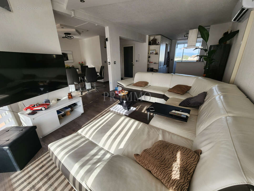 Appartement à SAINT-RAPHAEL