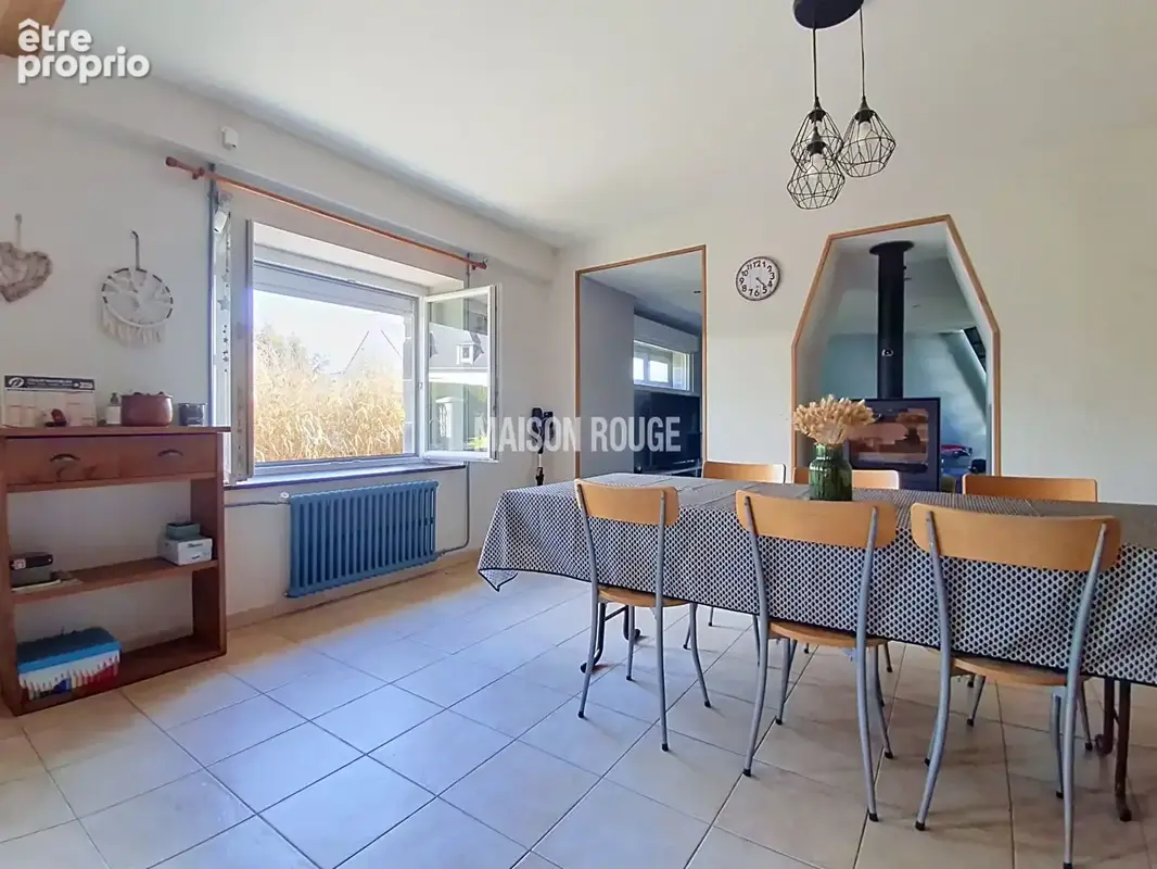 Maison familiale de 5 chambres avec  jardin de 611 m² dans un secteur calme et recherché - PLOUFRAGAN - photo 2