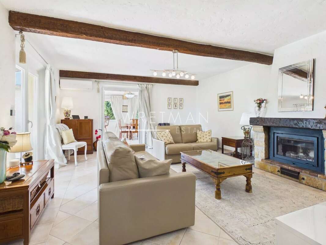 Villa de plain pied dans un quartier privilégié - Fayence - photo 8