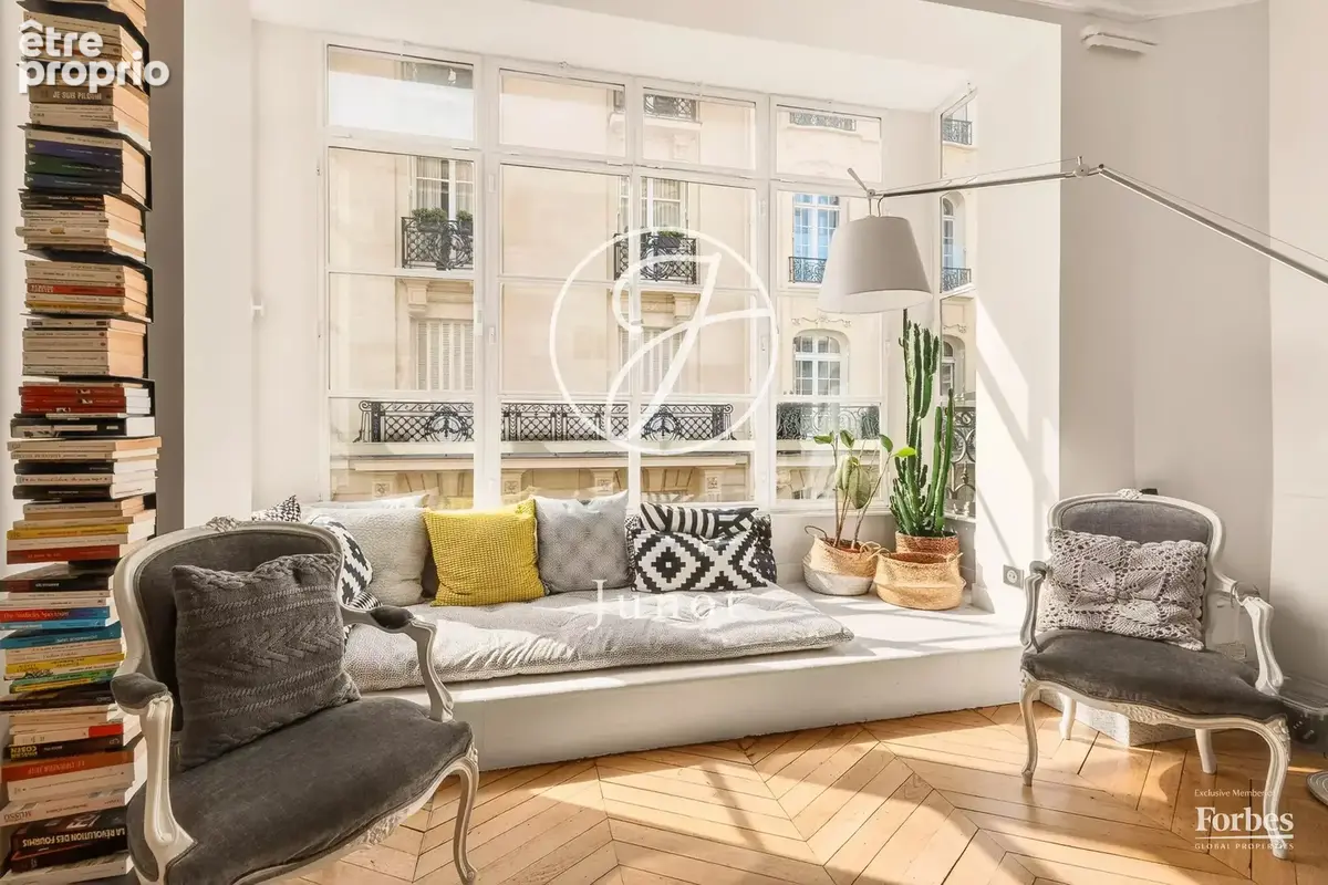 Paris 16e - SPONTINI / LONGCHAMP - Appartement à vendre - 5 pièces - 145,02m² Carrez - 3 chambres - Balcons 4,24 m² -  Charme de - photo 2