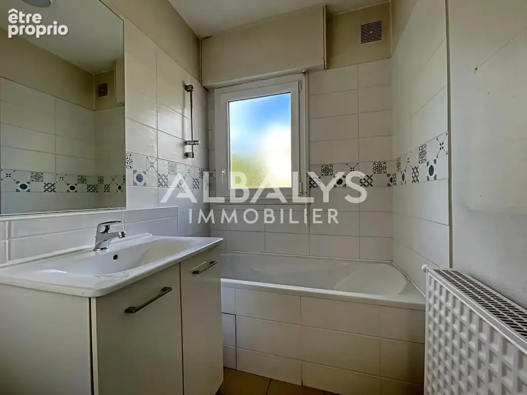 Libourne   appartement t2 avec jardin et parkings privatifs - photo 6