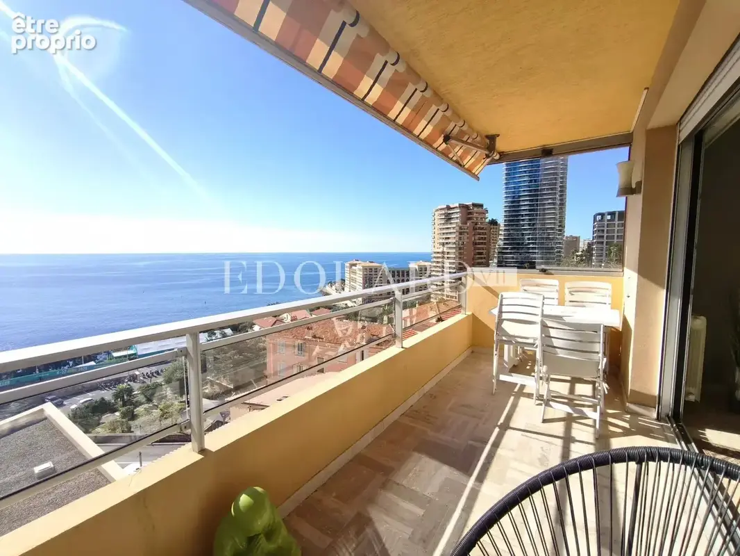 Aux portes de la Principauté de Monaco, superbe trois pièces à vendre avec terrasse et magnifique vue mer - photo 4