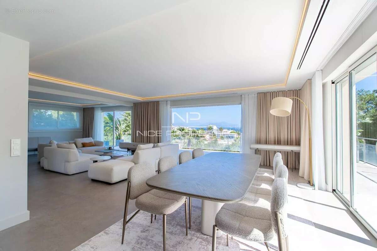 Maison à ANTIBES