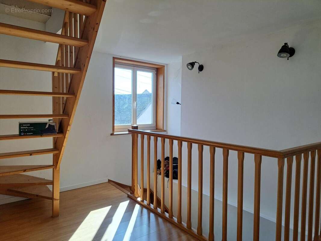 Maison 121 m² à Staple  - photo 4