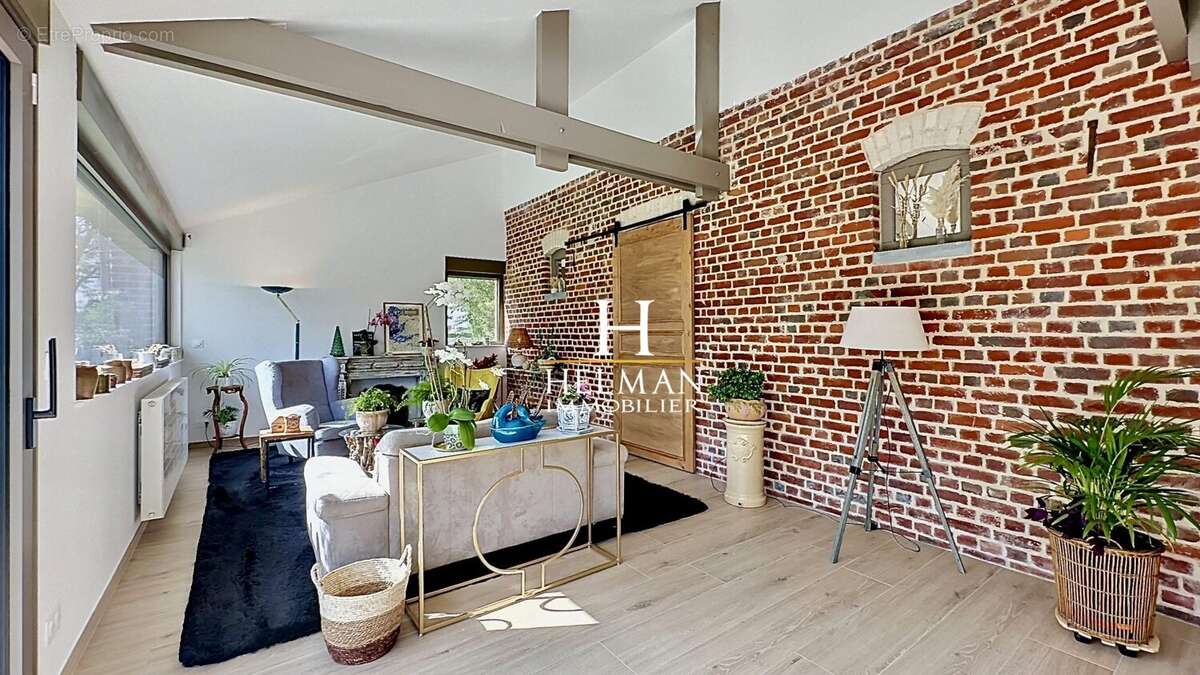 Maison 375 m² à Wormhout  - photo 6