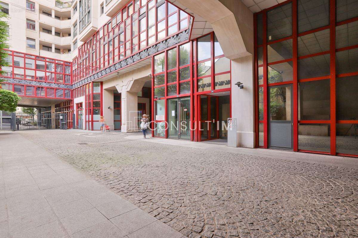 Commerce à PARIS-14E