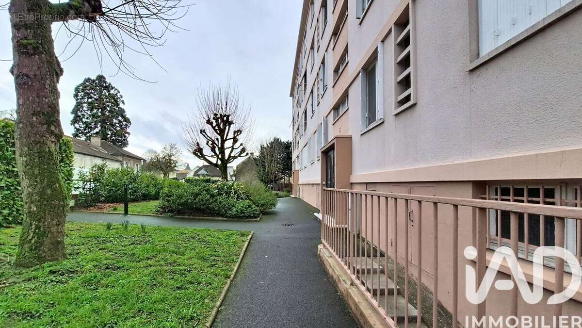 Photo 2 - Appartement à CROSNE