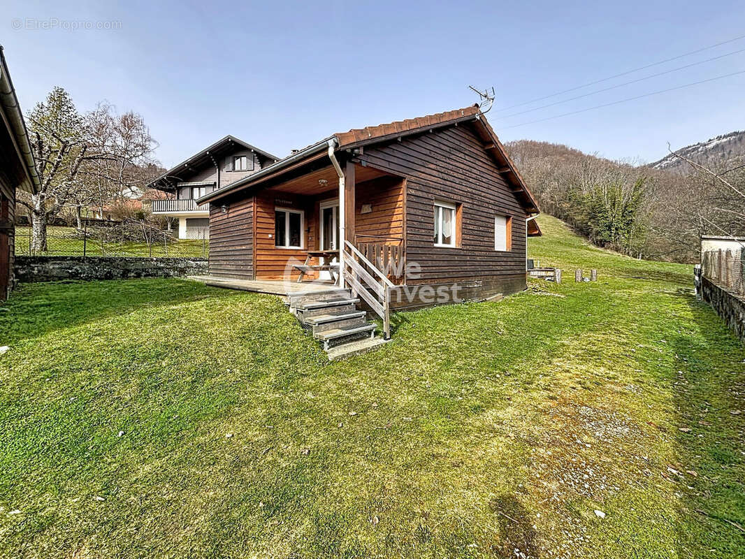 Maison à CHAMPFROMIER