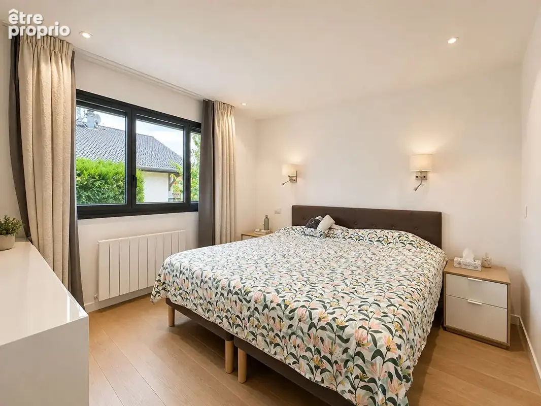 Vétraz-Monthoux ? Maison d'architecte duplex inversé de 220 m² sur terrain de 887 m² - photo 12