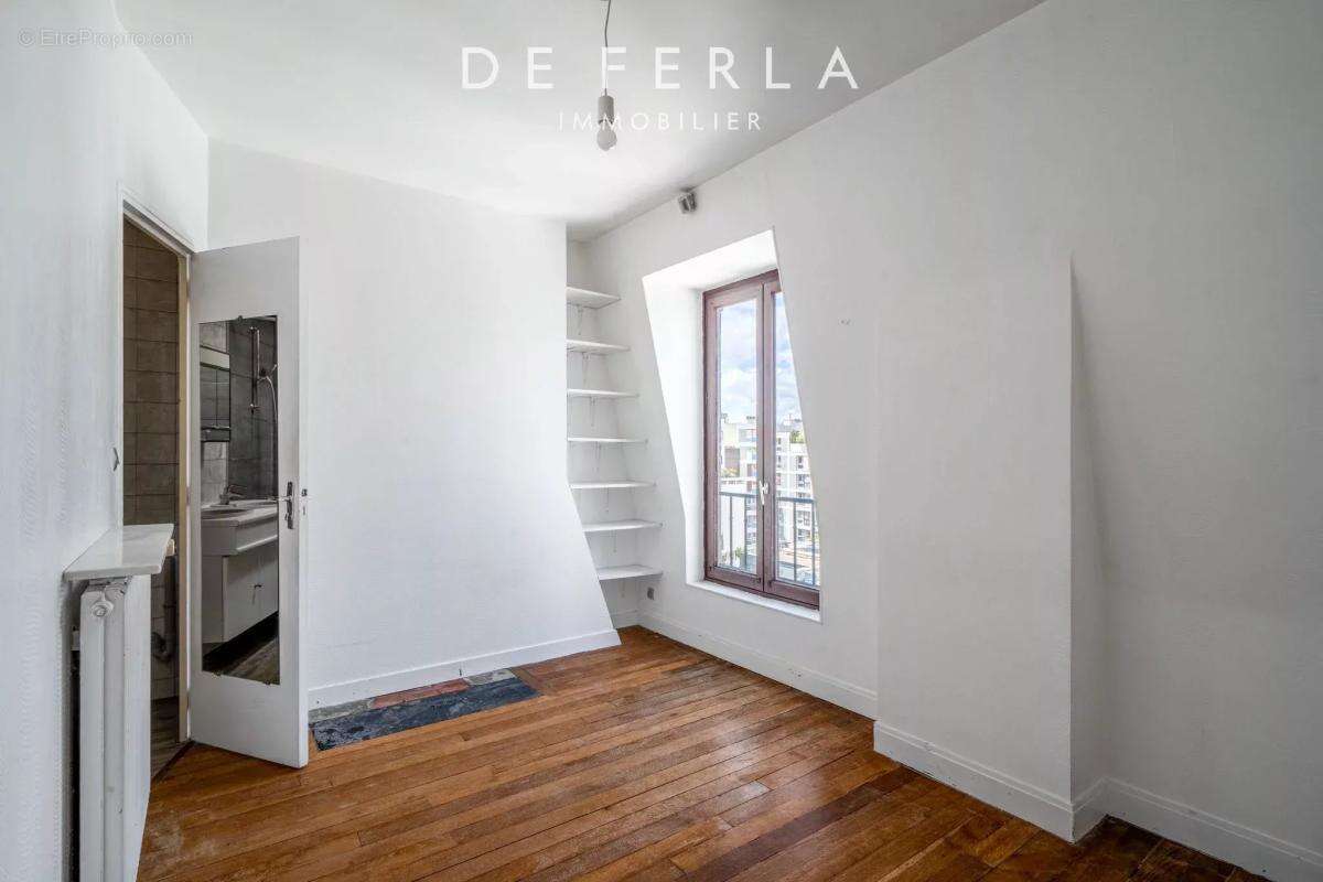 Appartement à PARIS-15E