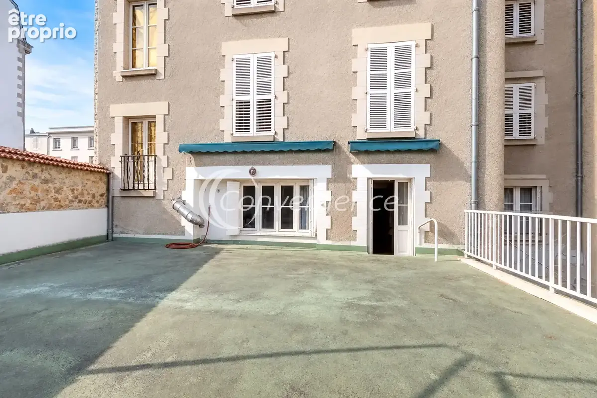 Appartement 111m2, T5, avec terrasse en hyper-center de Limoges - photo 2