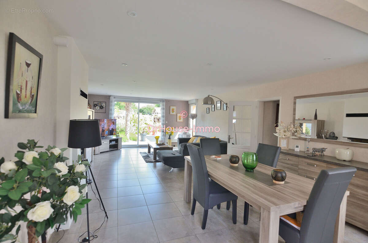 Maison 134 m² à Talmont-Saint-Hilaire  - photo 22