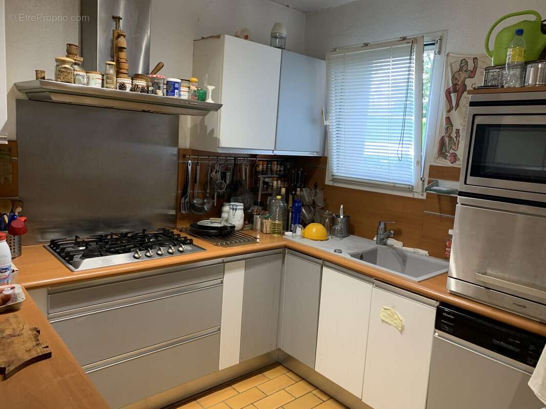 cuisine équipée MIELE et meublée - Maison à AUCH