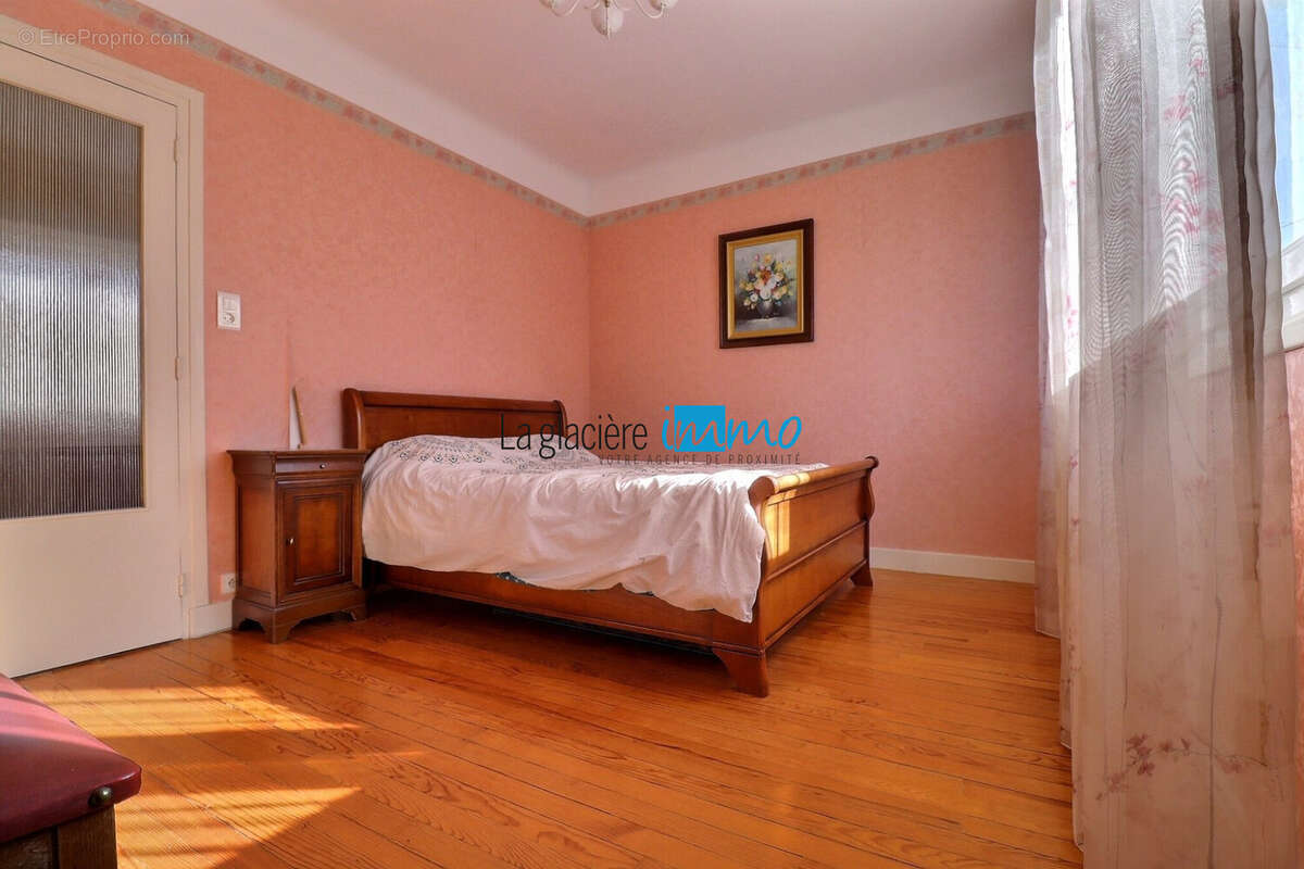 Maison à CLERMONT-FERRAND