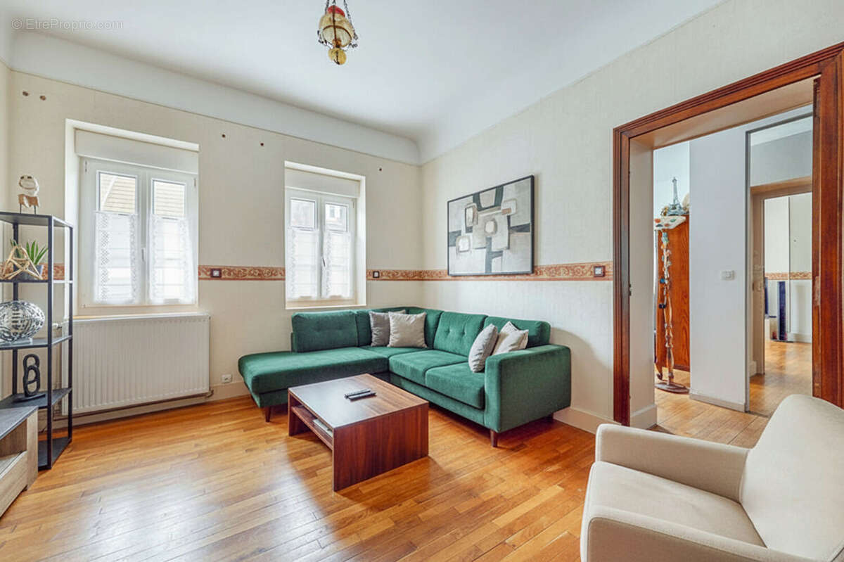 Maison à BESSAY-SUR-ALLIER