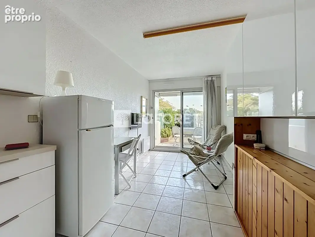 Studio rénové en première ligne avec jardin et parking au Point Zéro - photo 3
