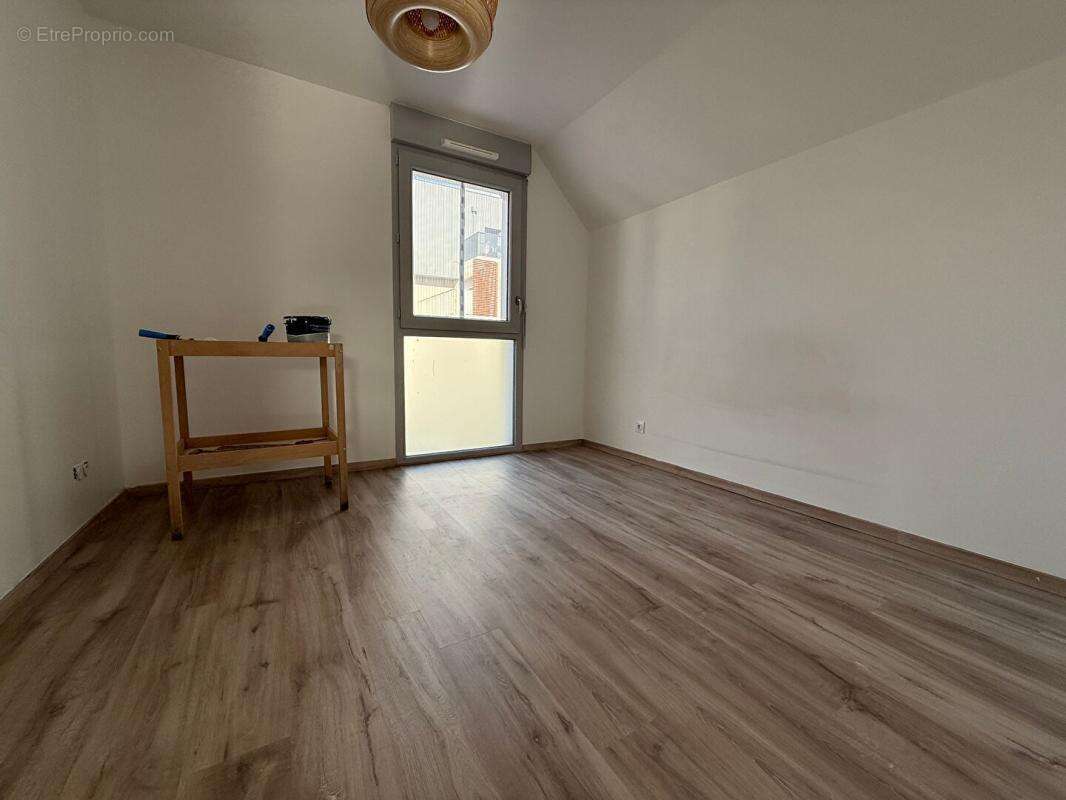 Maison Verrieres En Anjou 6 pièce(s) 85 m2 - photo 6