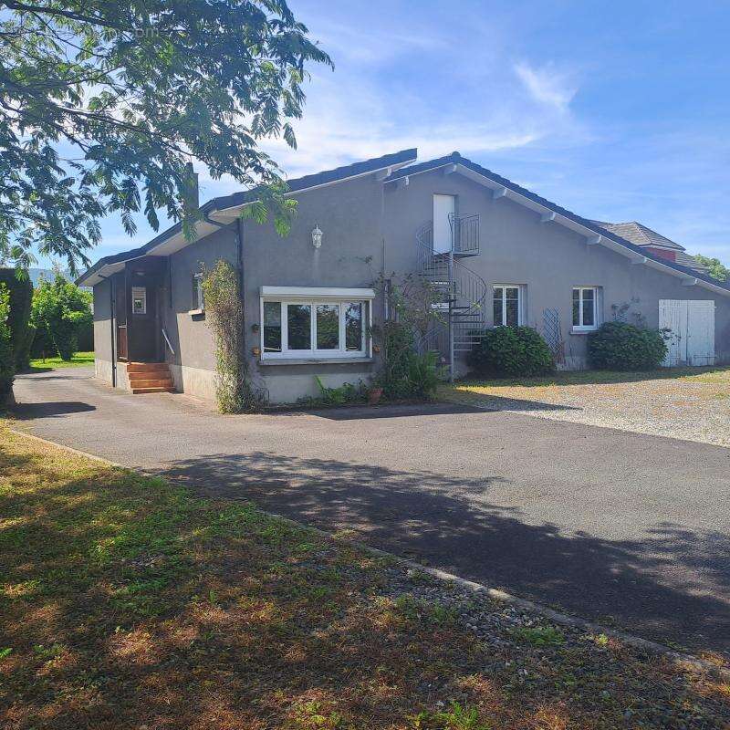 Maison à BENEJACQ