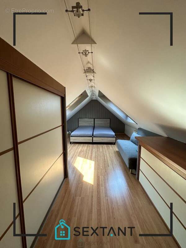 Maison à PETIT-COURONNE