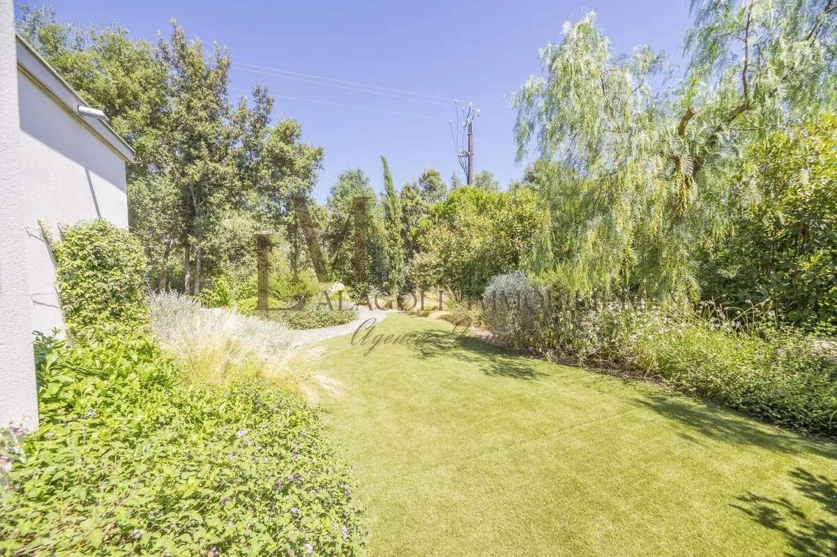 Maison à PORTO-VECCHIO