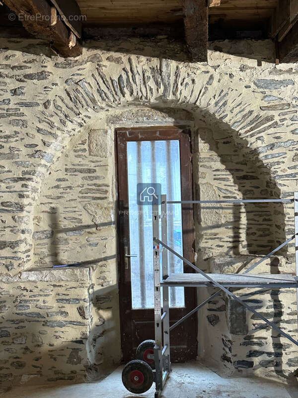 Maison à ESTAING